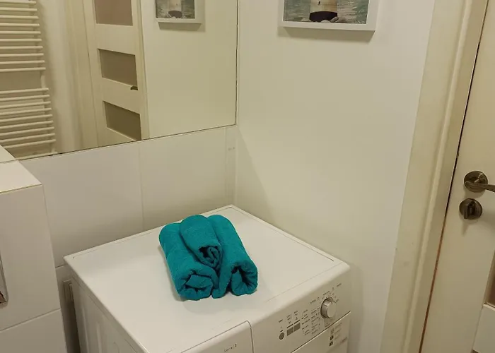 Good Night In Ii * شتشيتسين